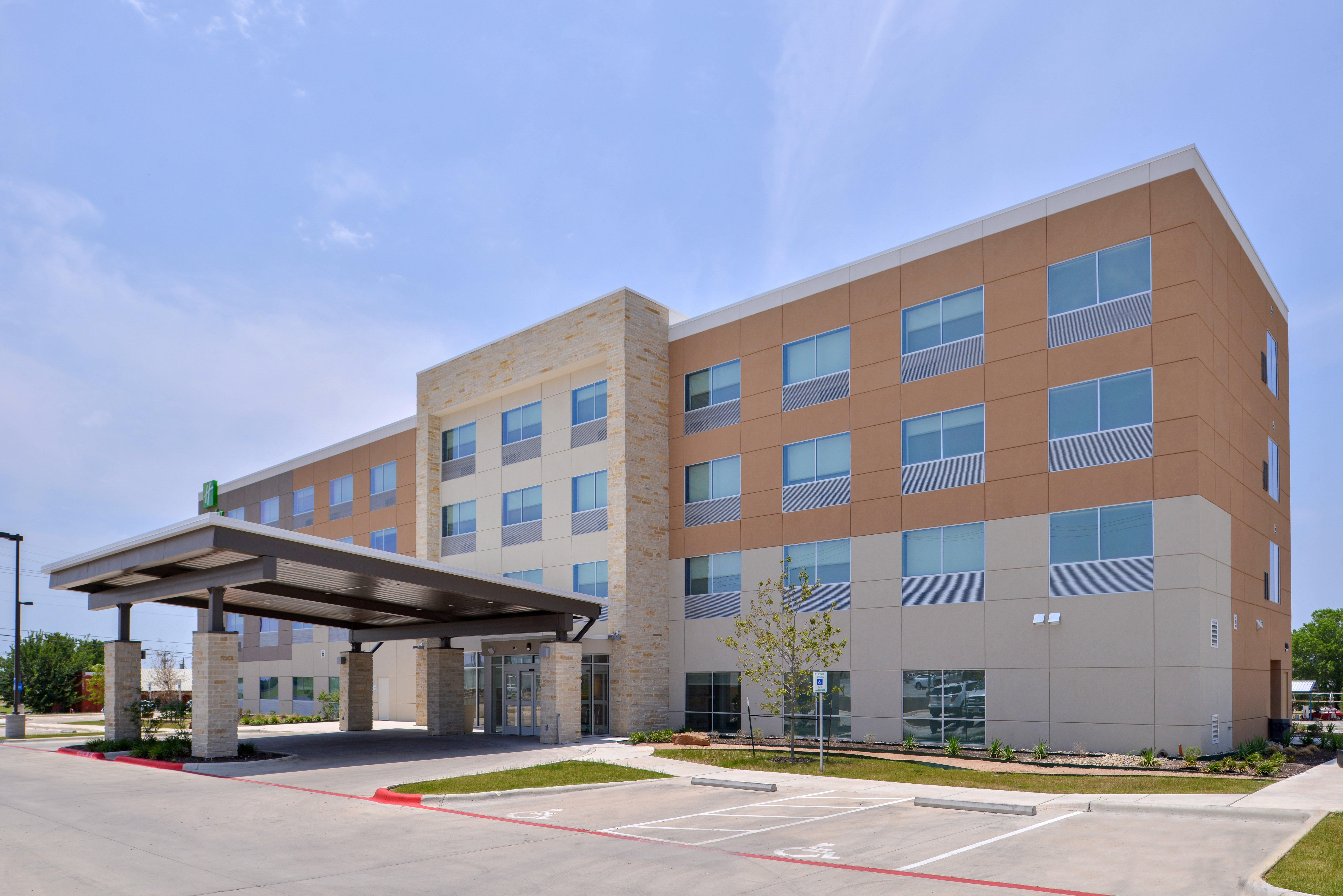Holiday Inn Express - Early By Ihg Экстерьер фото
