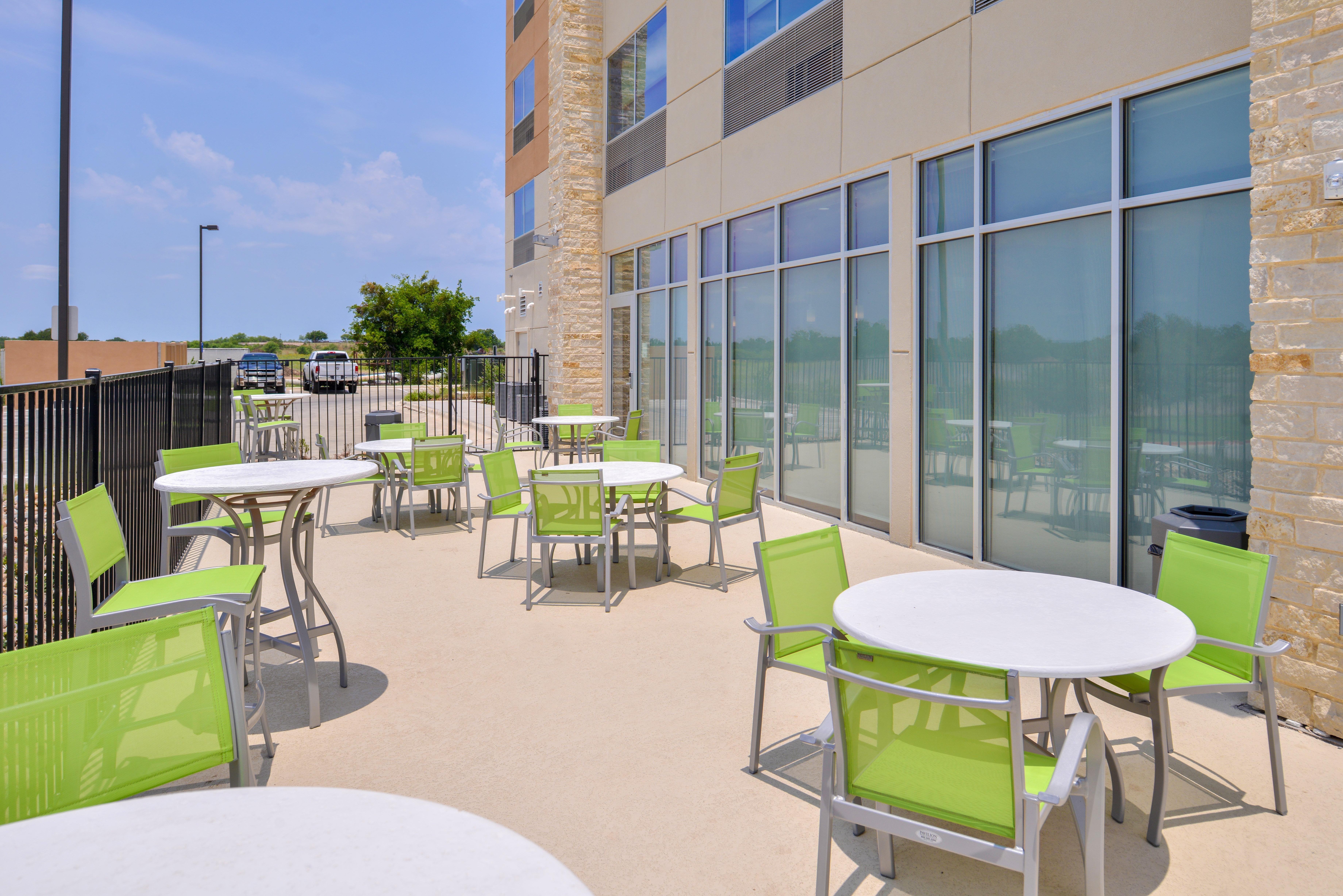 Holiday Inn Express - Early By Ihg Экстерьер фото